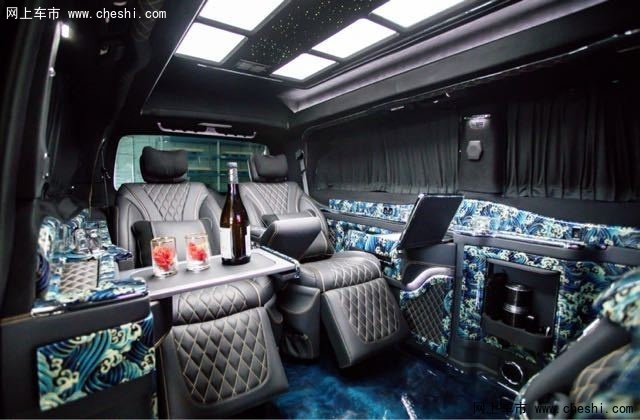 2018款奔驰V250 高端内舱升级体验新驾感-图8