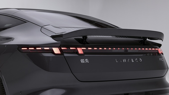 領克首款純電轎車Z10全球首秀開辟領克純電新序列-圖10