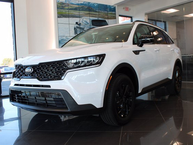 起亚索兰托运动版实拍搭2.5L引擎/灯组造型升级-图1