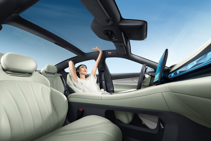 最高续航905km 3.7s破百 标配空气悬架 星纪元ES比预售降2万上市-图38