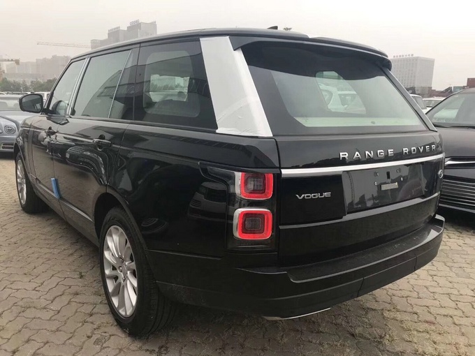 路虎揽胜行政版 柴油Vogue加长商务座椅-图3