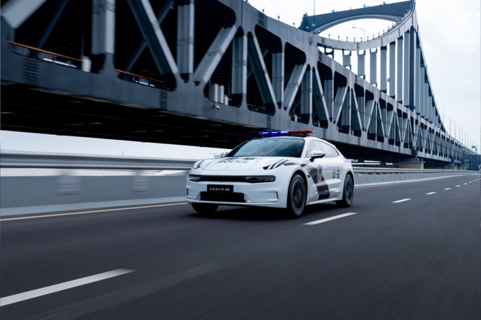 极氪001入列亚运警用服务车队-图2