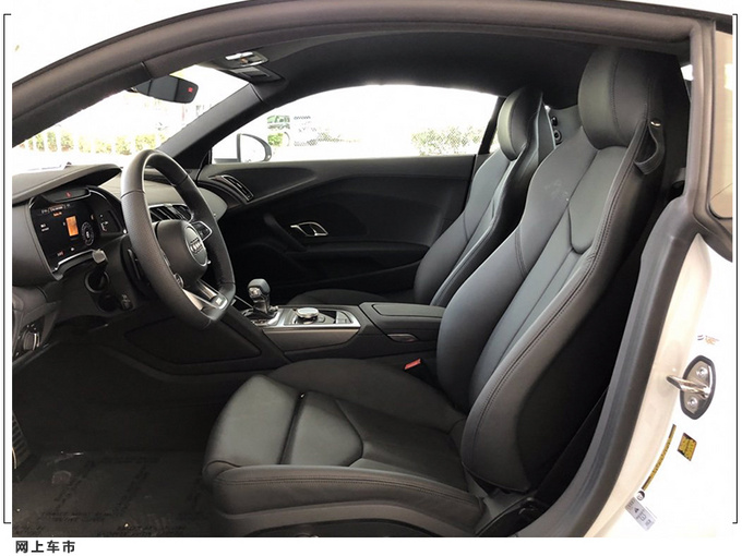 奥迪R8双门跑车实拍 搭5.2L+运动套件/V10引擎绝唱-图7