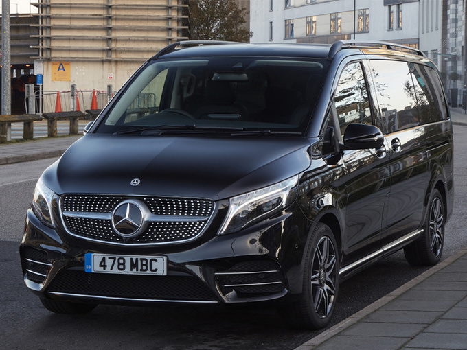 奔驰全新MPV价格曝光搭2.0T引擎/安全配置丰富-图1