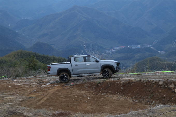 长安猎手将亮相重庆车展超级移动发电站及OTA升级将发布-图6