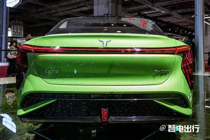 红旗新H511月30日下线搭纯电+插混 或18万起售-图4