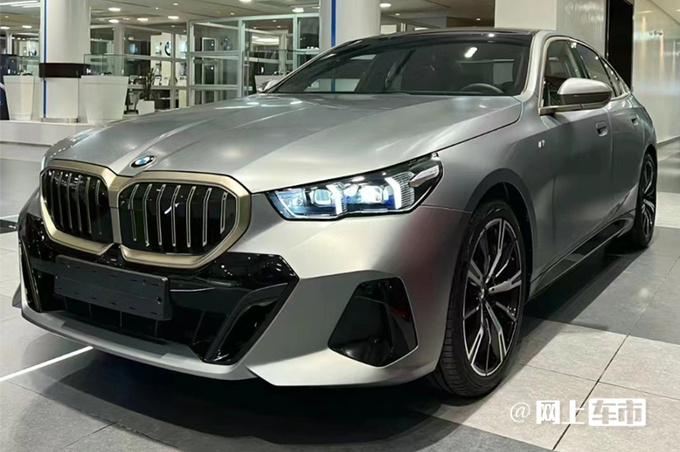 宝马全新一代5系/X2 11月17日首发尺寸大幅加长-图1