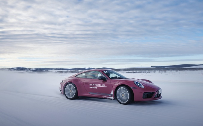 漂移盛宴保時捷全系冰雪試駕911 Dakar領銜多款新車加盟-圖18