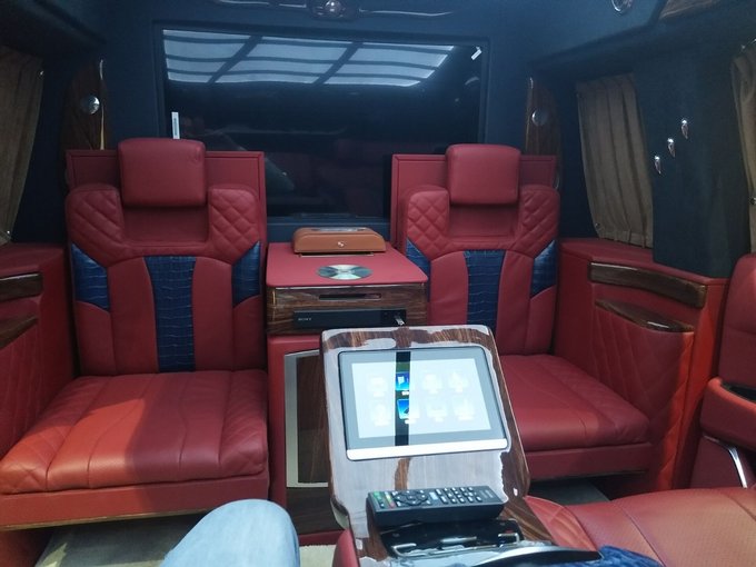 凯迪拉克总统一号 高品质18款加长235万-图4