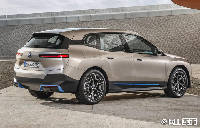 比X5便宜宝马iX预计73万起售 和蔚来ES8抢市场-图2