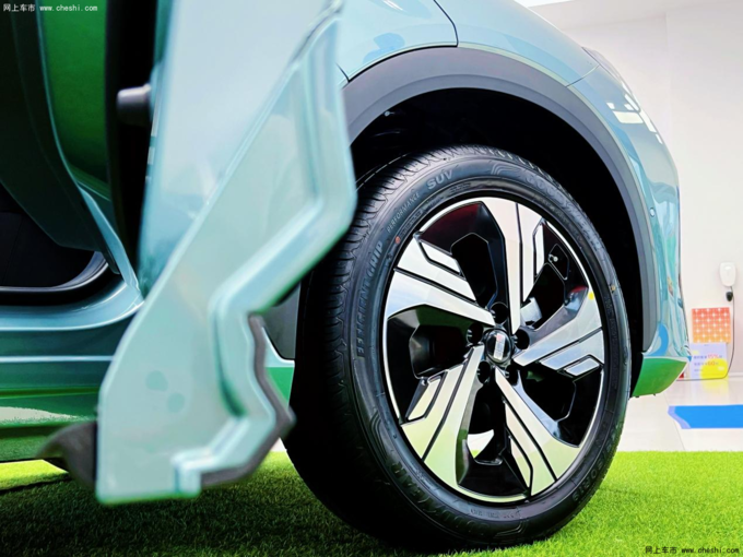 吉利银河 E5 新车到店 快来佛山博润体验未来出行-图2