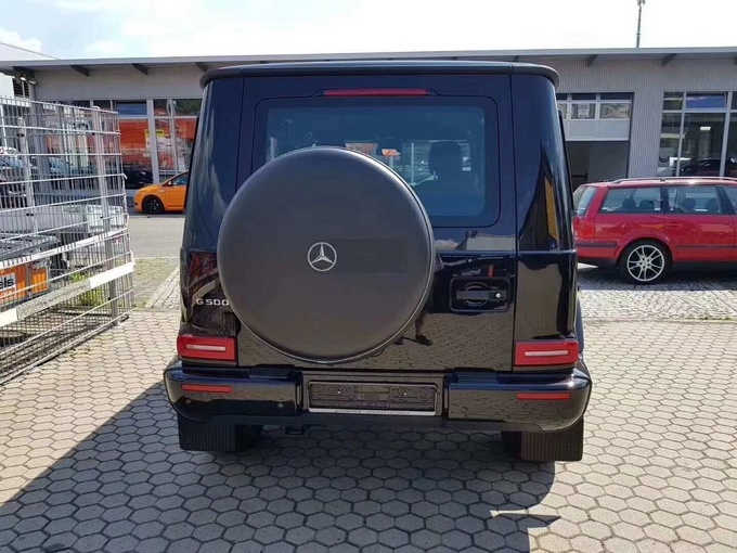 2019款奔驰G500成就男人的梦想 港口价格-图4