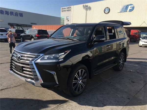 18款雷克萨斯LX570 加版顶配155万更时尚-图4