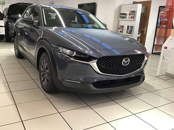 马自达CX-30进店实拍曝光 搭2.0L引擎/双出排气-图1