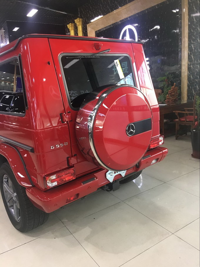 奔驰G550红金属漆 4.0T特色越野无敌降价-图9