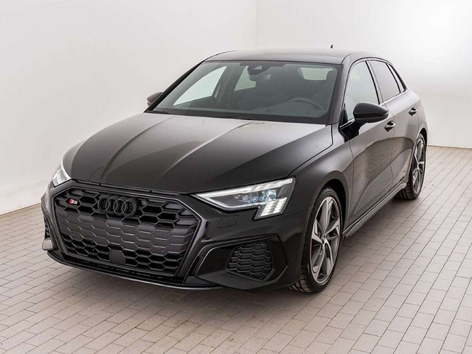 奥迪全新一代S3实拍搭2.0T引擎/内配智能座舱-图1