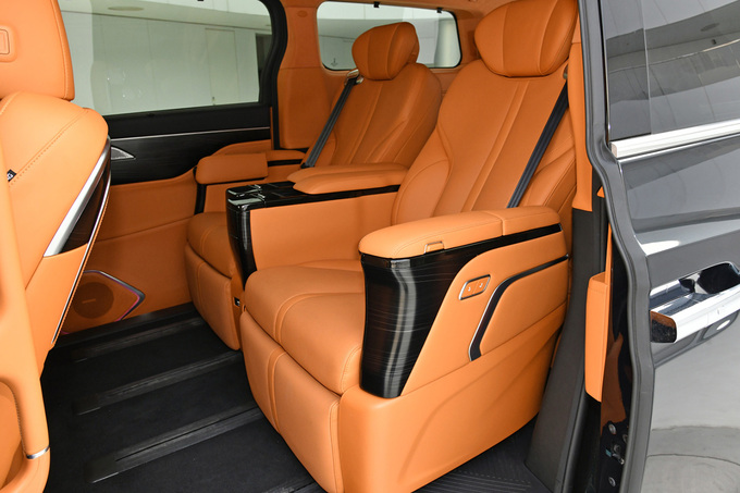 广州车展MPV篇想要电动化豪华顶级限量了解下这8款车-图25