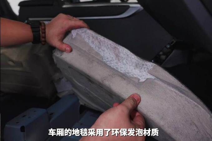 新红旗HS5经历的一拆到底揭开了中国豪华汽车的真面貌-图9