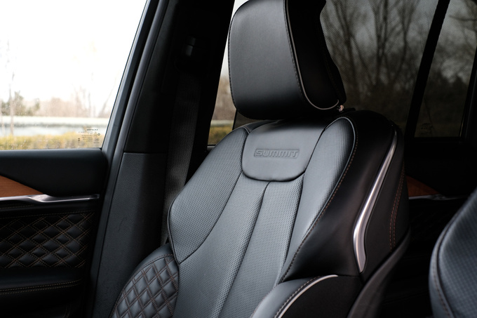 《豪华180》全新大切诺基4xe能否成为越野传奇的新篇章-图19