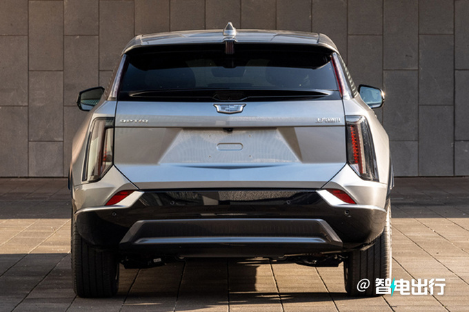 别克E5换壳凯迪拉克 新SUV 11月上市 或27万起售-图4