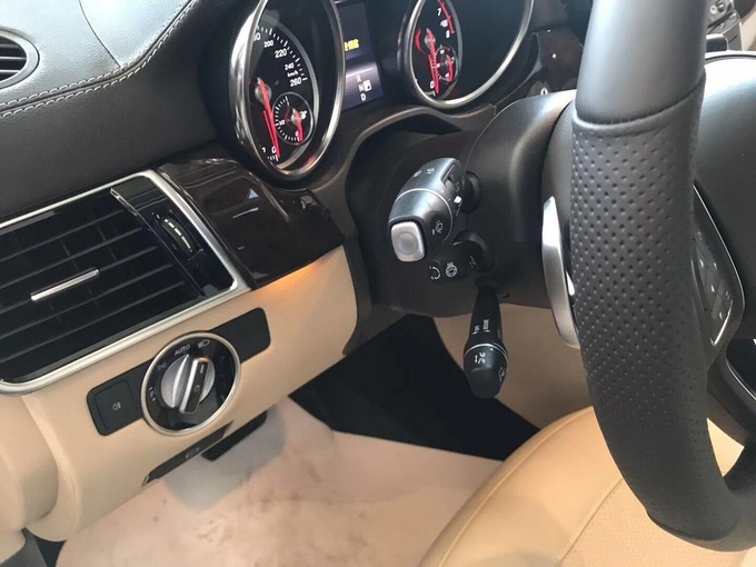 2018款奔驰GLS450 全能型越野王暖心巨献-图4