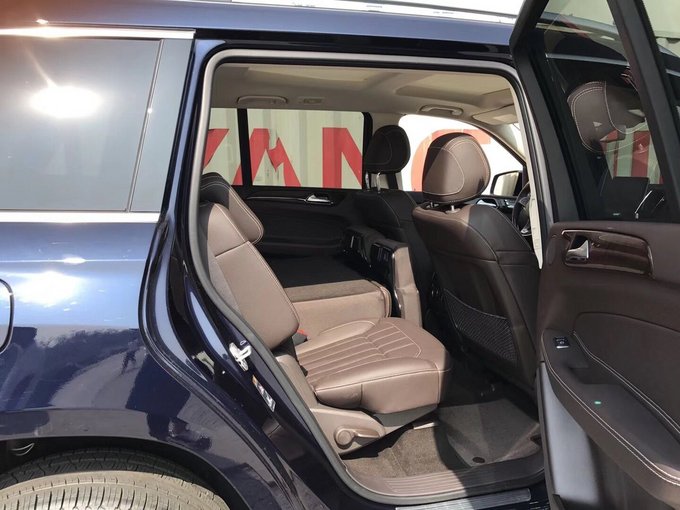 18款奔驰GLS450 不凡驾乘体验等你来感受-图7