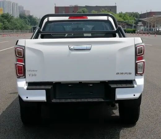 慶鈴五十鈴T30探險(xiǎn)家新車(chē)型工信部過(guò)審均為長(zhǎng)箱版-圖2