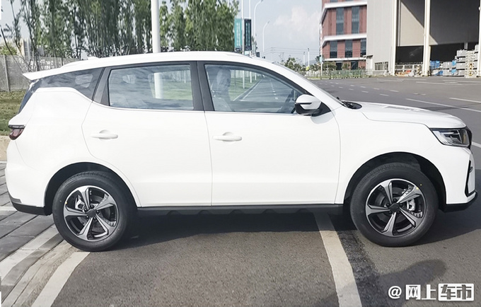 吉利远景X6月销四连降将推PRO版车型 或7万起售-图2