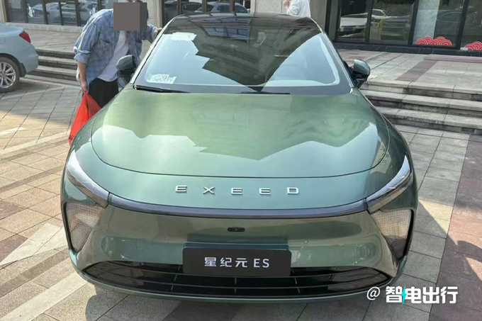 星纪元ES详细配置曝光5款车型 空气悬架+CDC非标配-图1