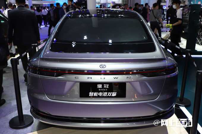 一汽丰田主力车型将改款新普拉多/皇冠轿车明年上市-图12