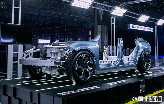 极氪豪华猎装轿跑发布颜值高/续航长 四季度交付-图7