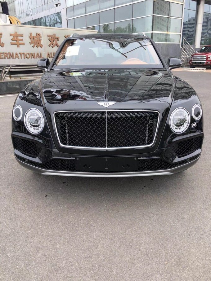 18款宾利添越柴油 豪华舒适SUV车型榜首-图2