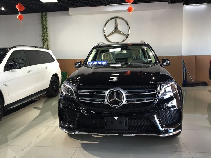 奔驰GLS450加版AMG 18款现车价格超特惠-图4