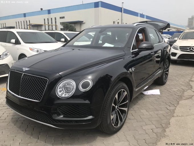 18款宾利添越 首台4.0TV8汽油版SUV降税-图1