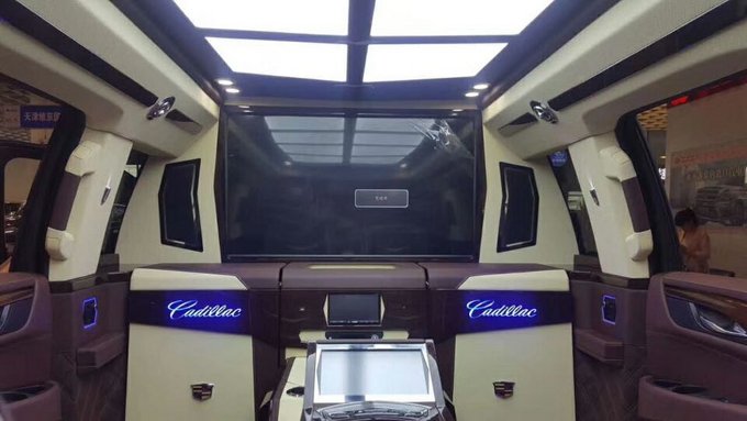 凯迪拉克总统一号 土豪老板座驾突显霸气-图5