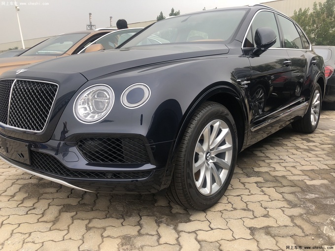 18款宾利添越 深度剖析4.0汽油参数配置-图1