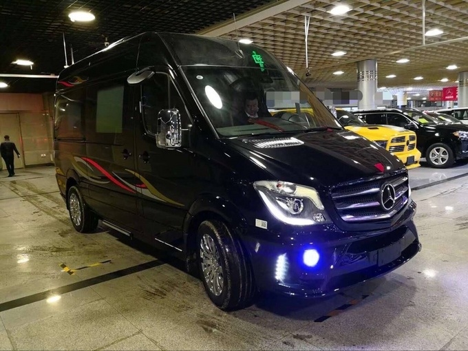 18奔驰斯宾特 大空间多功能八月优惠升级-图2