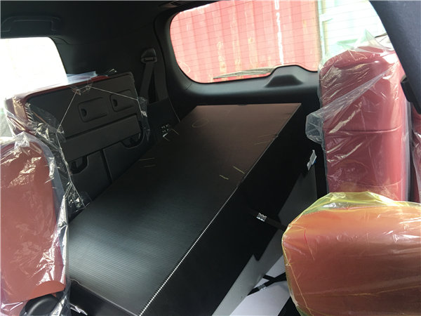 18雷克萨斯LX570 平行进口中东版8座设计-图11