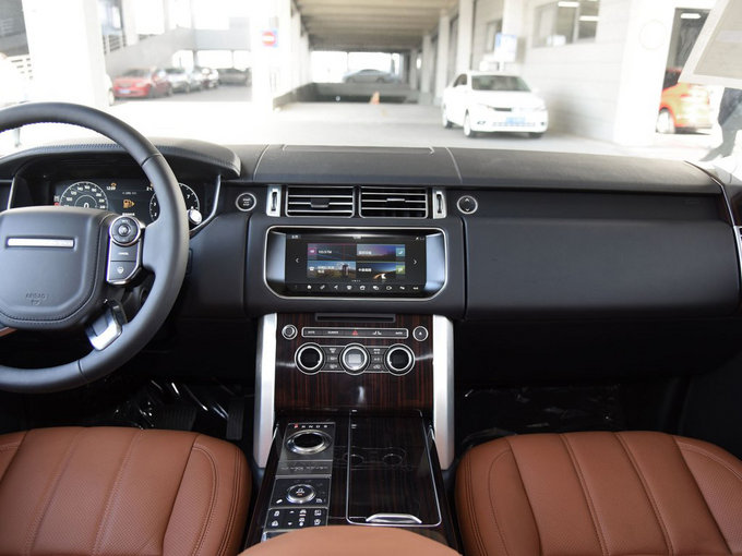 18款路虎揽胜创世5.0T 尽显豪华加长越野-图5