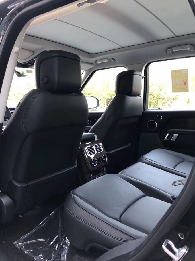 18款路虎揽胜行政版 进口越野车全网最低-图6