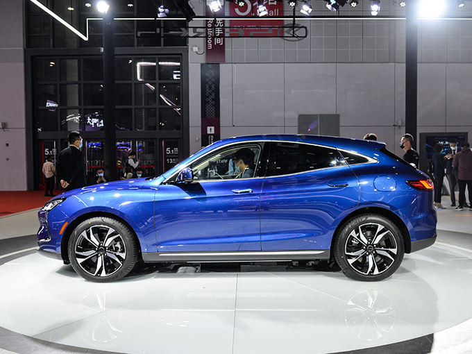 续航超1000km/华为技术加持 赛力斯华为智选SF5实拍-图3