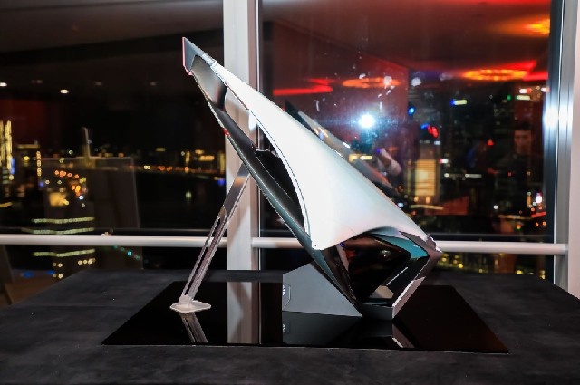 雷诺与中国美院携手设计未来概念车-图3