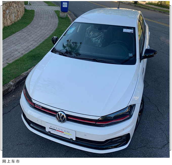 大众全新Polo运动版街拍 搭1.4T引擎造型更精致-图3
