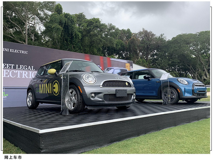 MINI Cooper SE实拍 格栅造型调整/内配大尺寸屏幕-图2