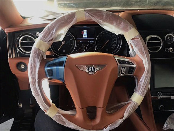 18款宾利飞驰V8S优雅不俗气 主要配置表-图4