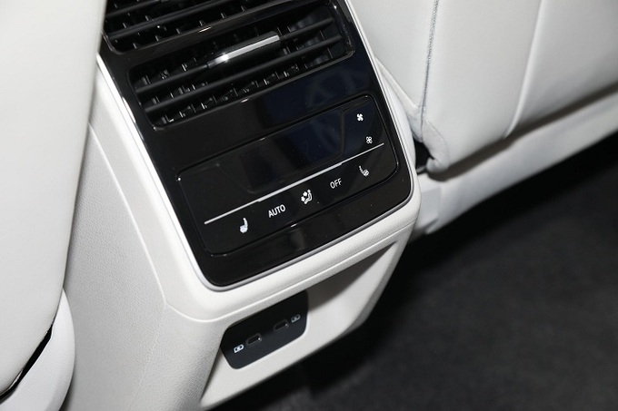 靠颜值吸引你靠智能和舒适打动你ID.7 能否支棱起来-图17