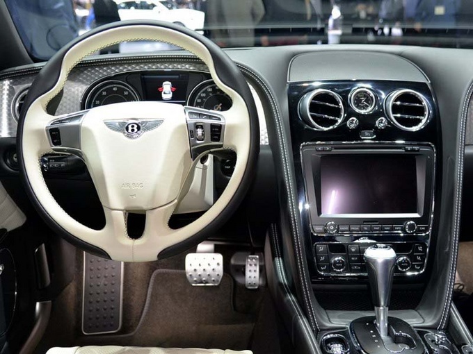 18款宾利飞驰心动豪车 夏末清凉底价畅销-图4