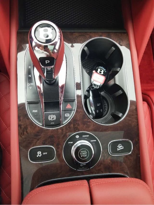 18款宾利添越欧规柴油5座 268万价格可谈-图7