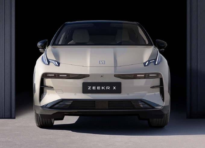 极氪11月交付13104台再创历史新高累计交付超18万台-图8