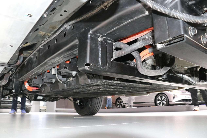 专访|长安猎手或将于12月上市未来还将再推3款新能源皮卡-图4